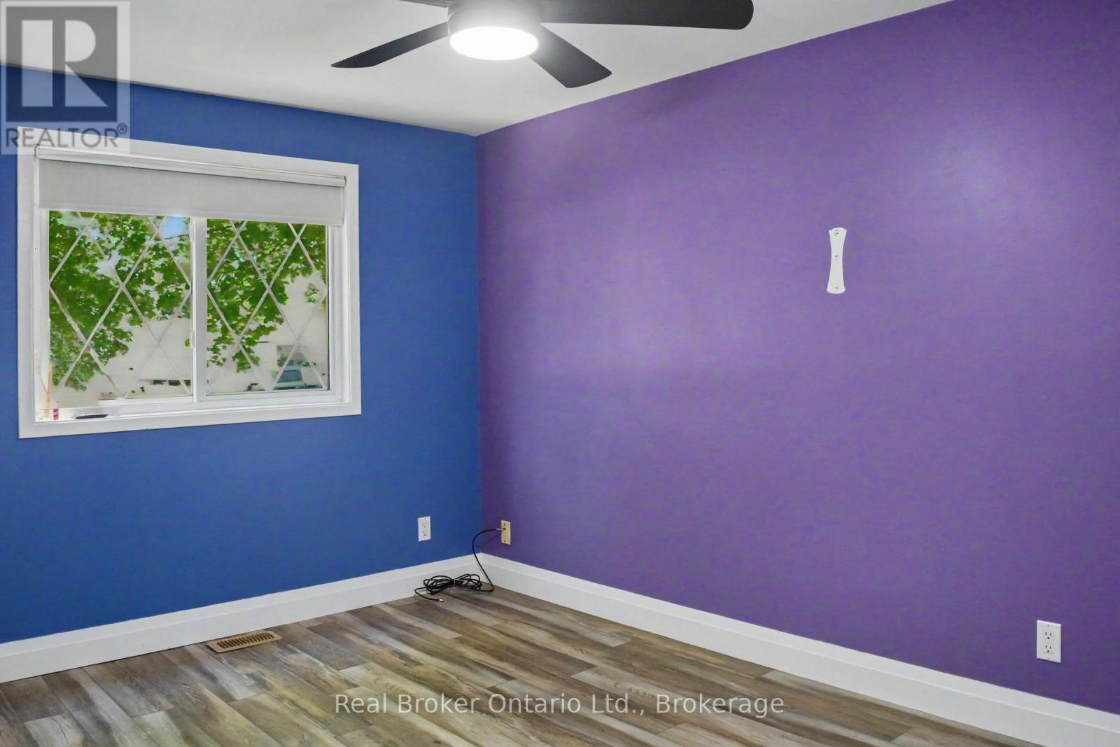 354 GODERICH STREET - 22