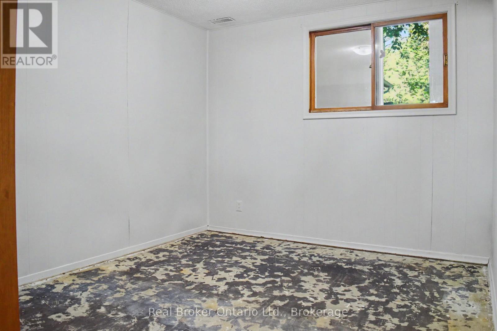 354 GODERICH STREET - 37
