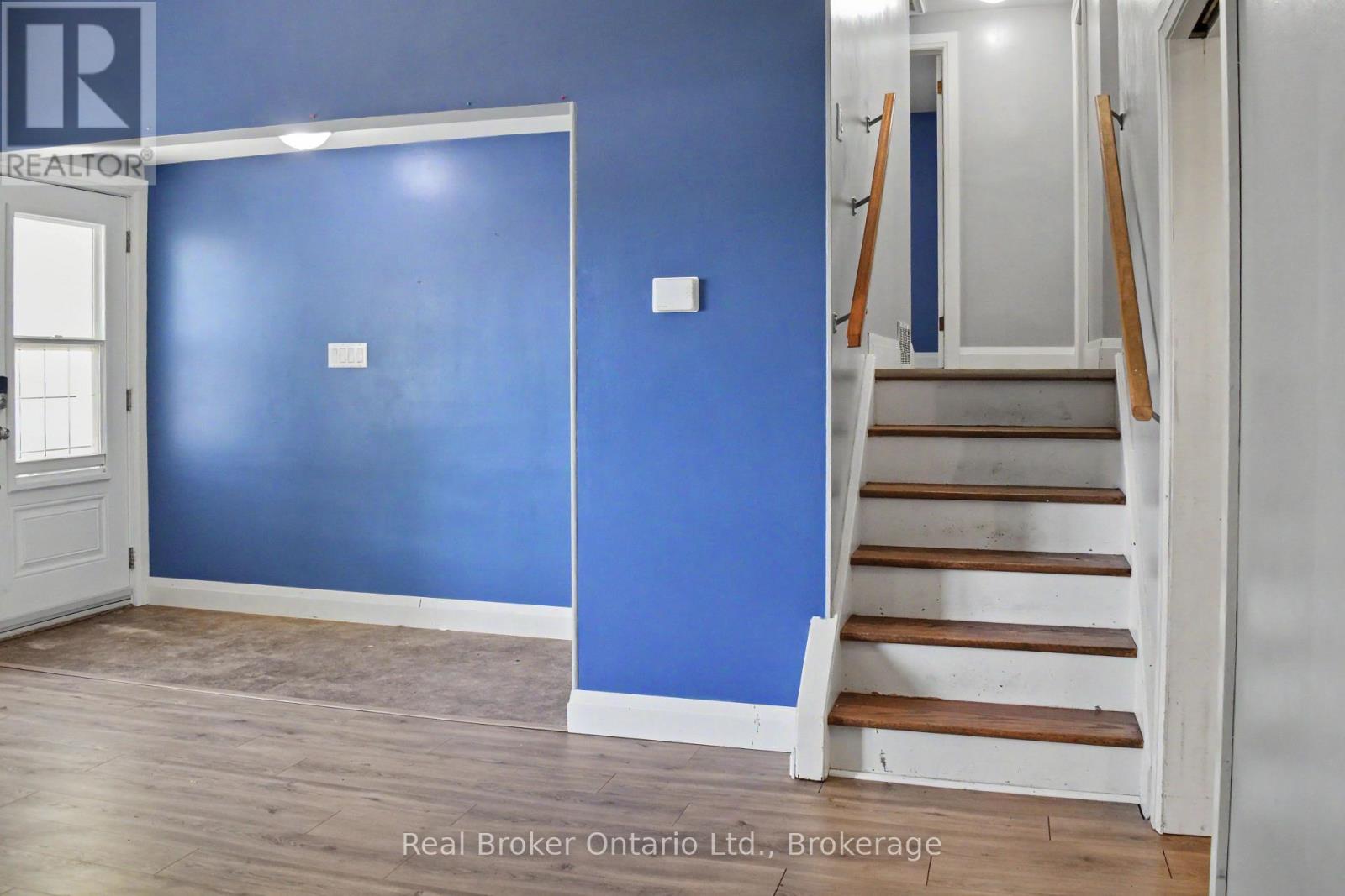 354 GODERICH STREET - 8