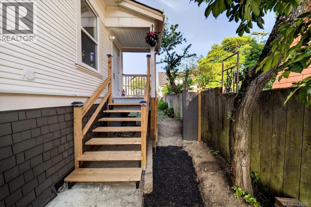 3109 Glasgow St - 32