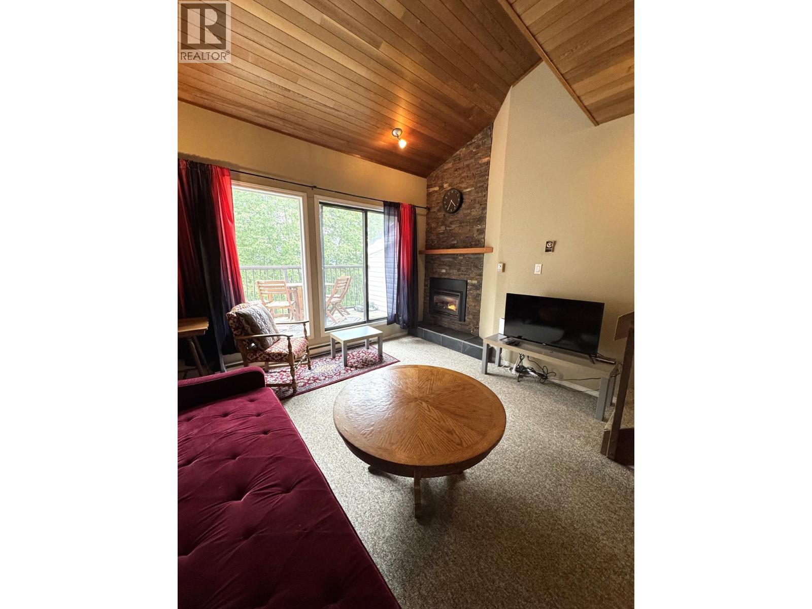 #1024 930 DOGWOOD Drive - 9