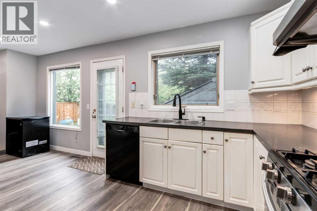 109 Shawbrooke Close SW - 9