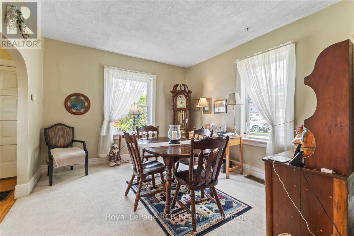 865 7TH AVENUE - 11