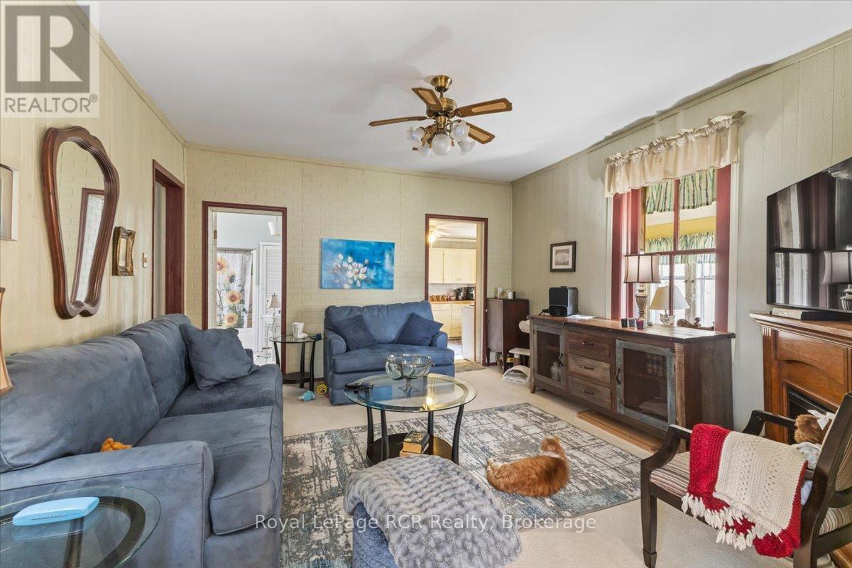 865 7TH AVENUE - 12