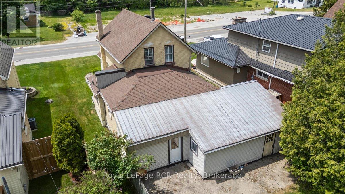 865 7TH AVENUE - 22