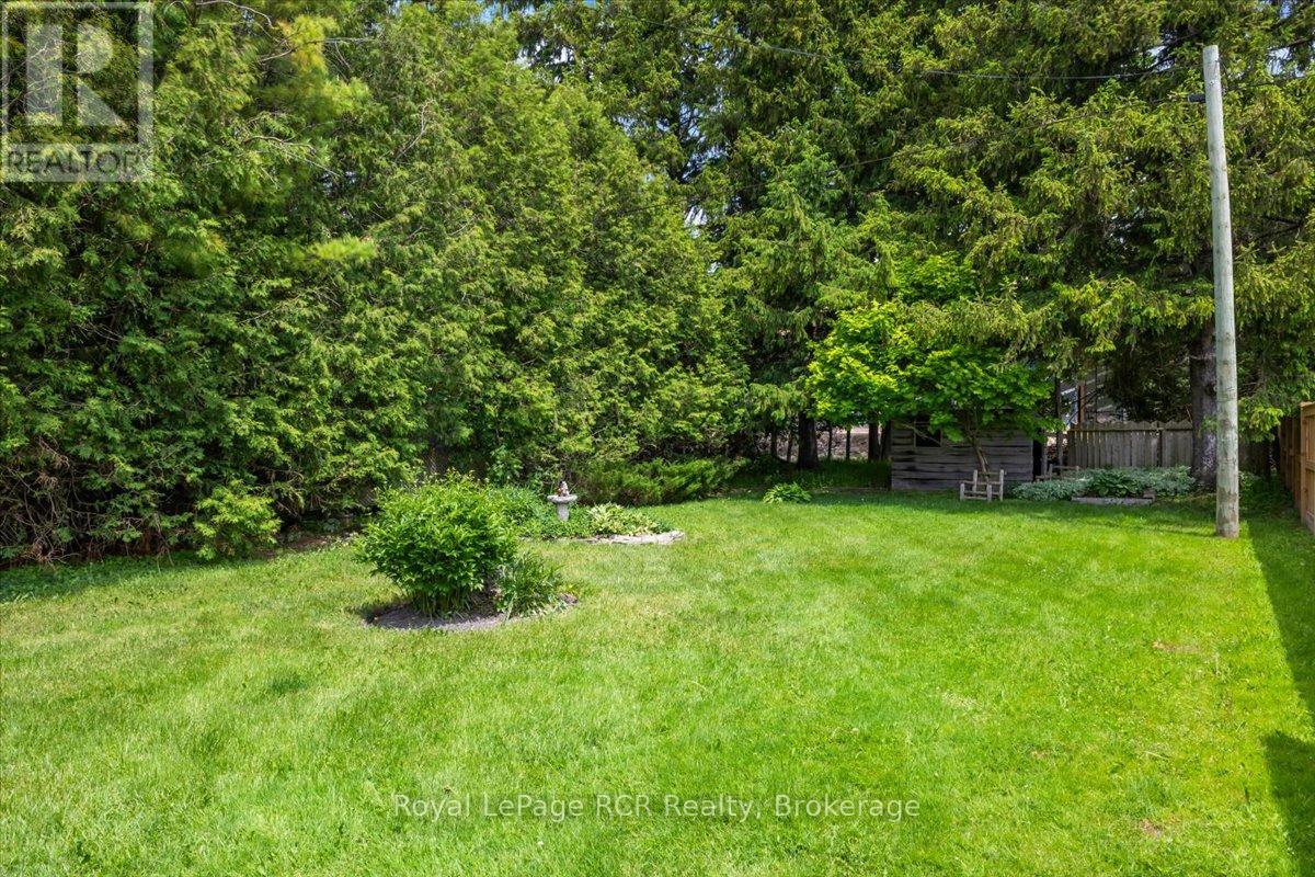 865 7TH AVENUE - 26