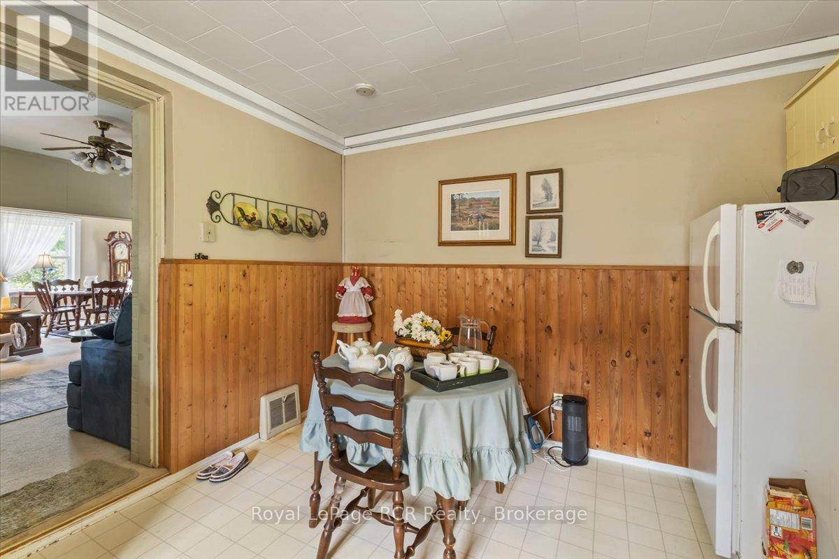 865 7TH AVENUE - 9