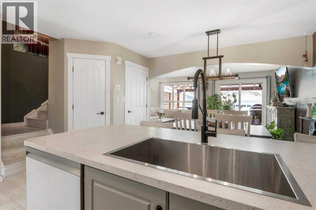 32 Legend Court, Sylvan Lake