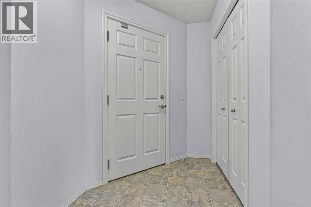 #2111 928 Arbour Lake Road NW - 25