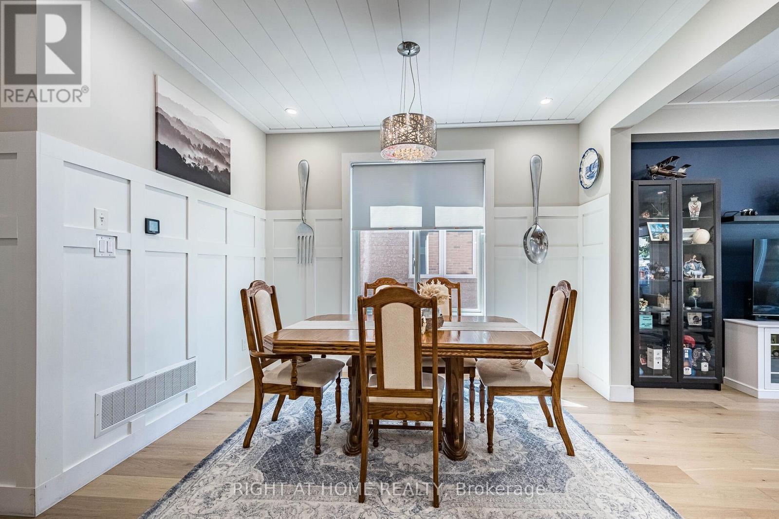 985 SEIVERT PLACE - 12