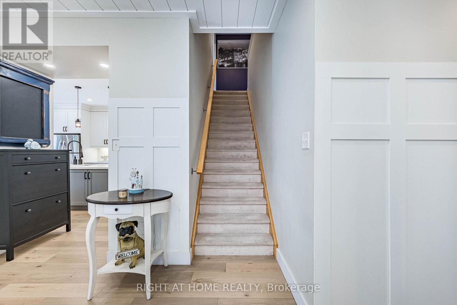 985 SEIVERT PLACE - 25