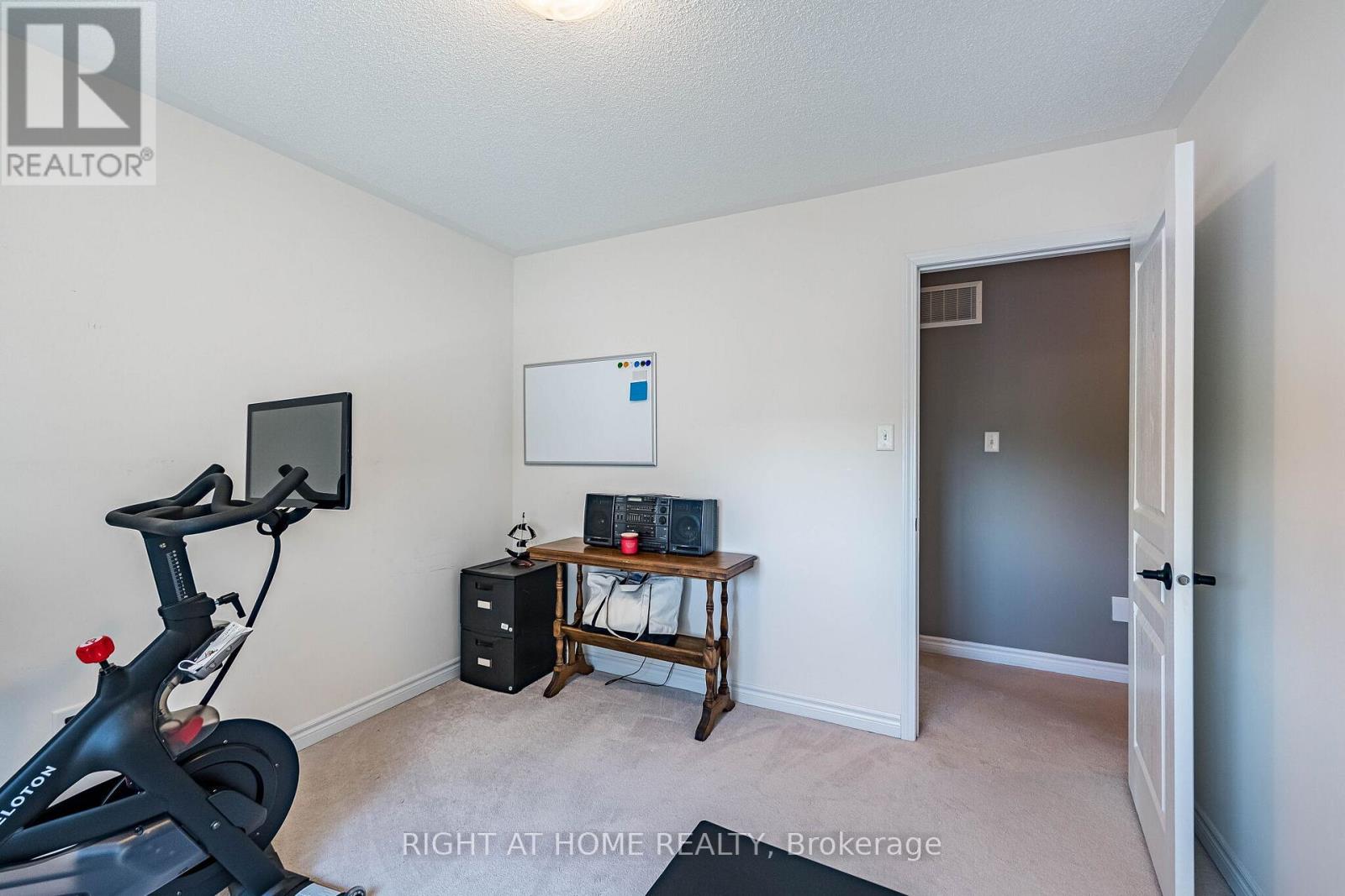 985 SEIVERT PLACE - 33