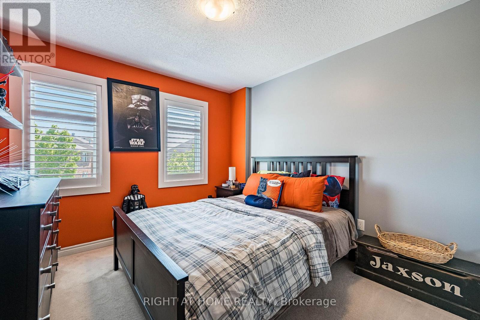 985 SEIVERT PLACE - 36