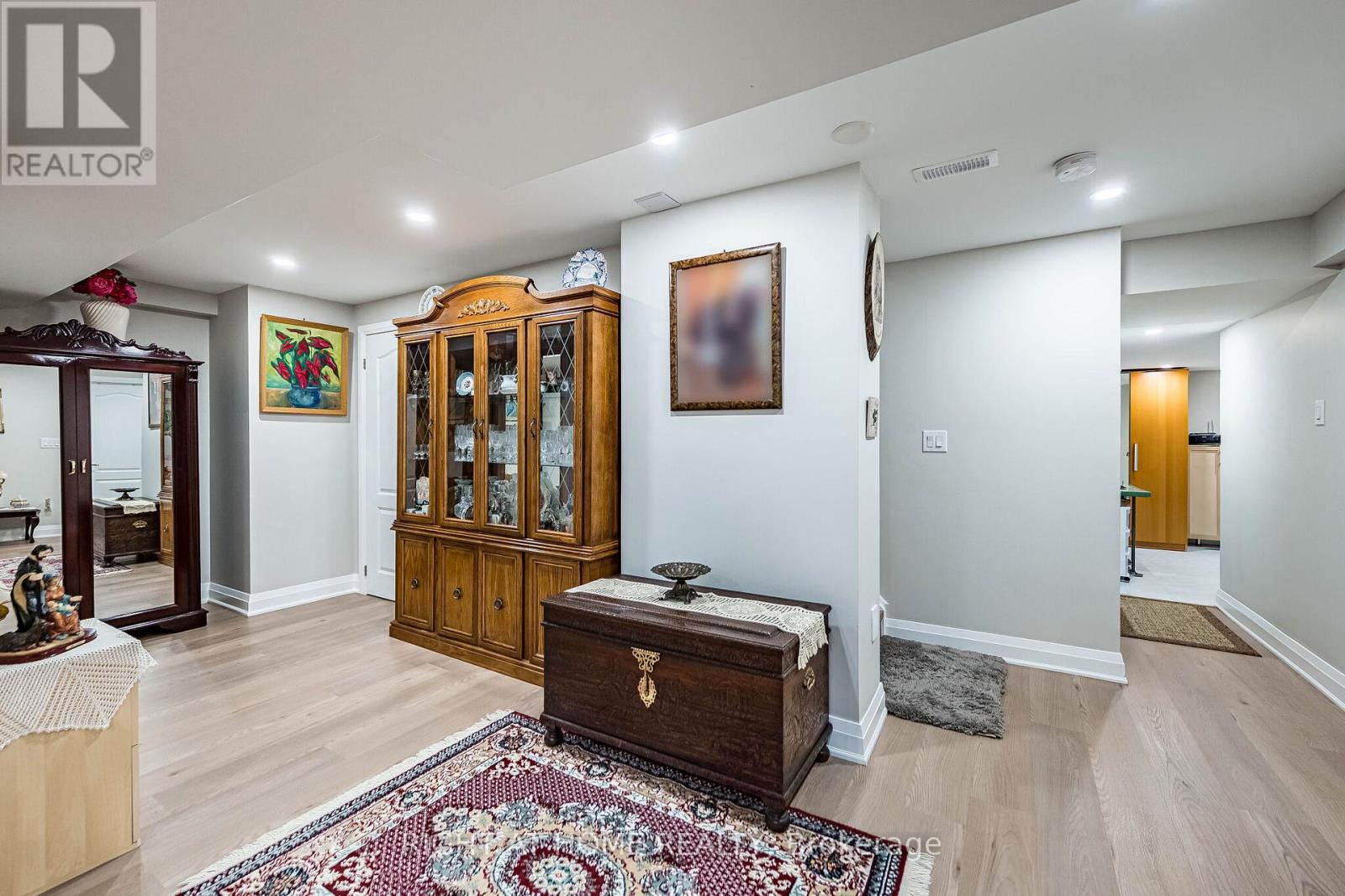 985 SEIVERT PLACE - 39
