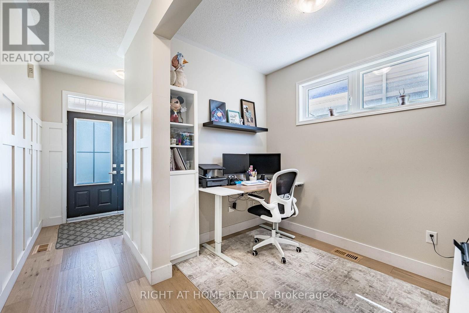 985 SEIVERT PLACE - 6