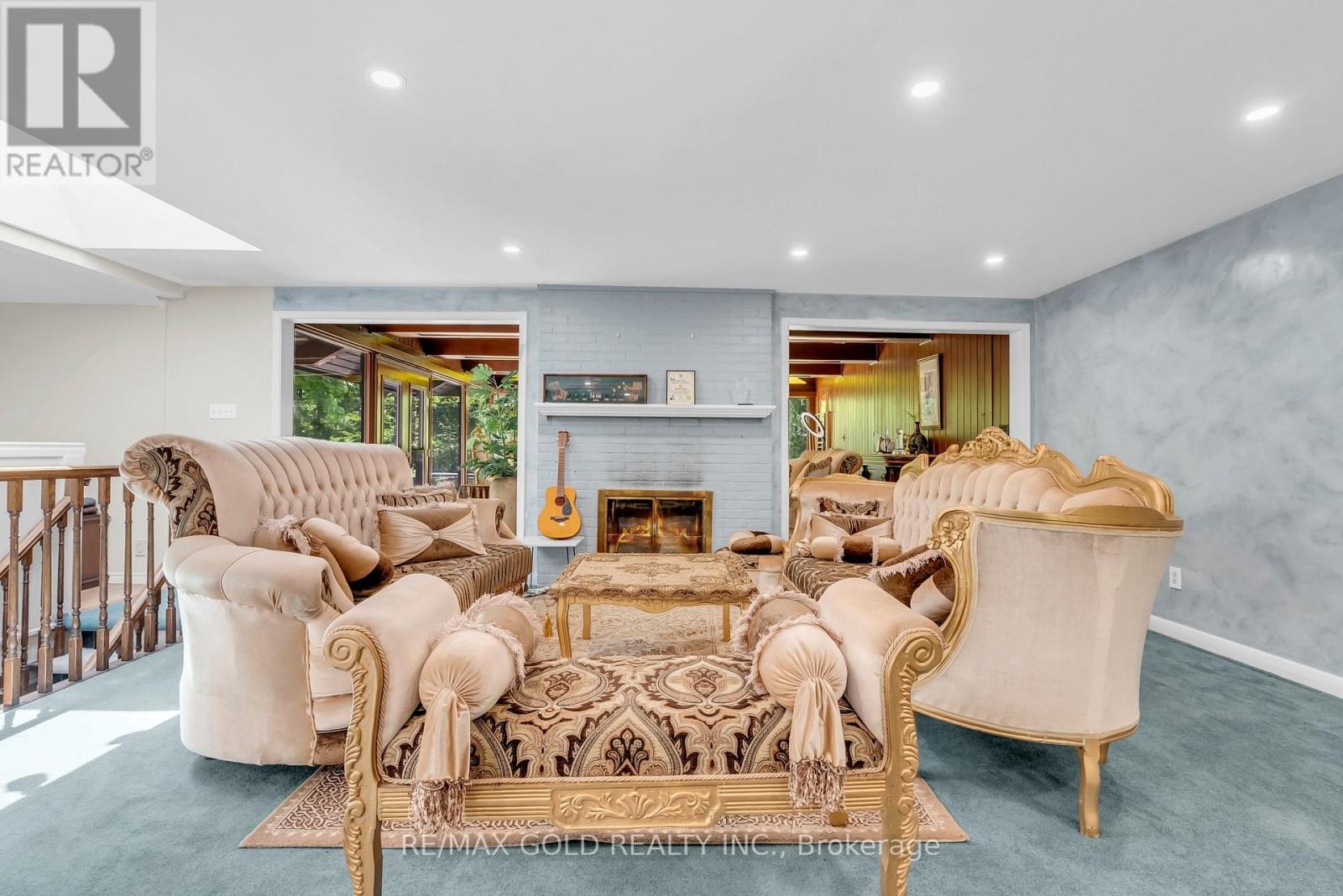 1356 OAK LANE - 10