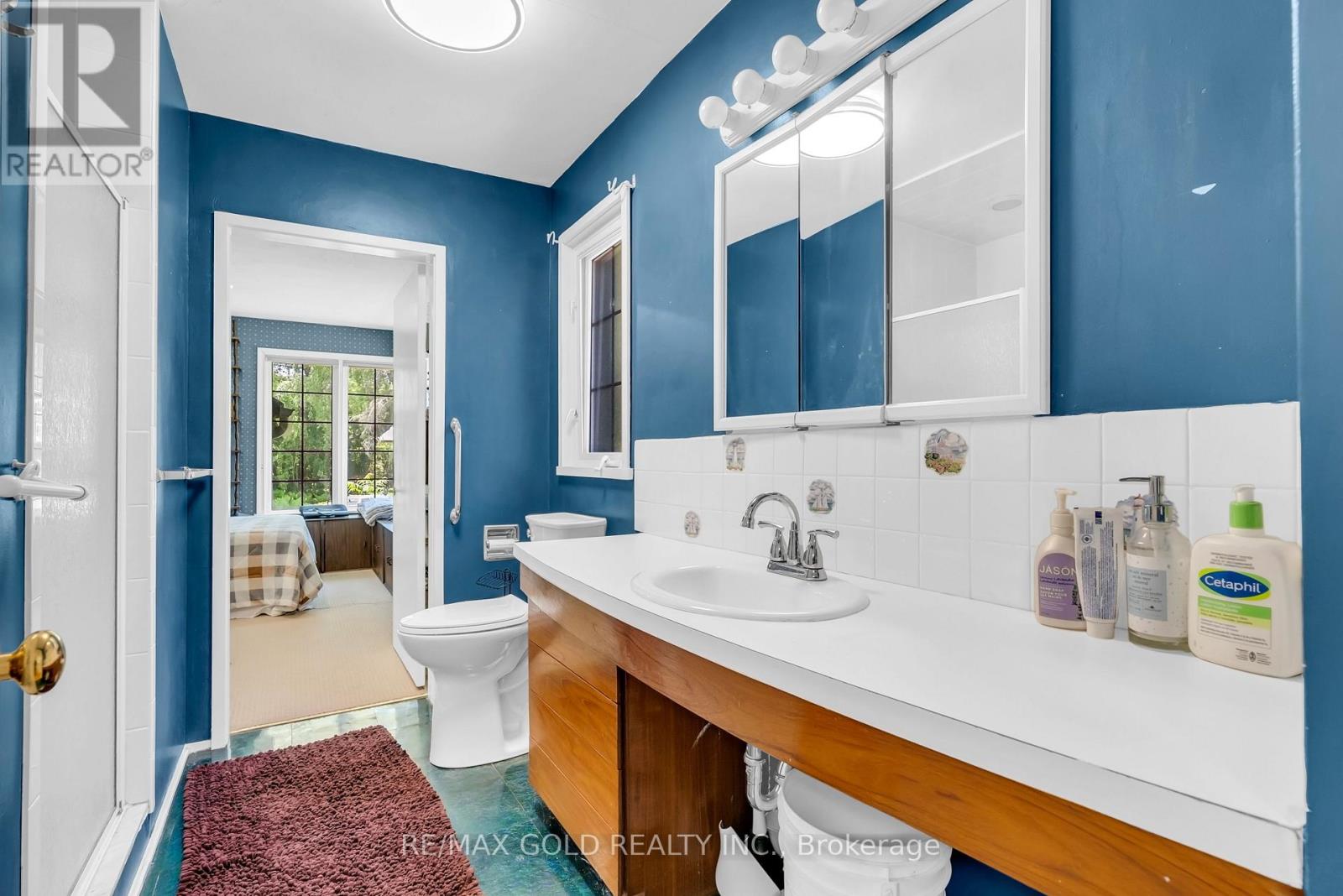 1356 OAK LANE - 36