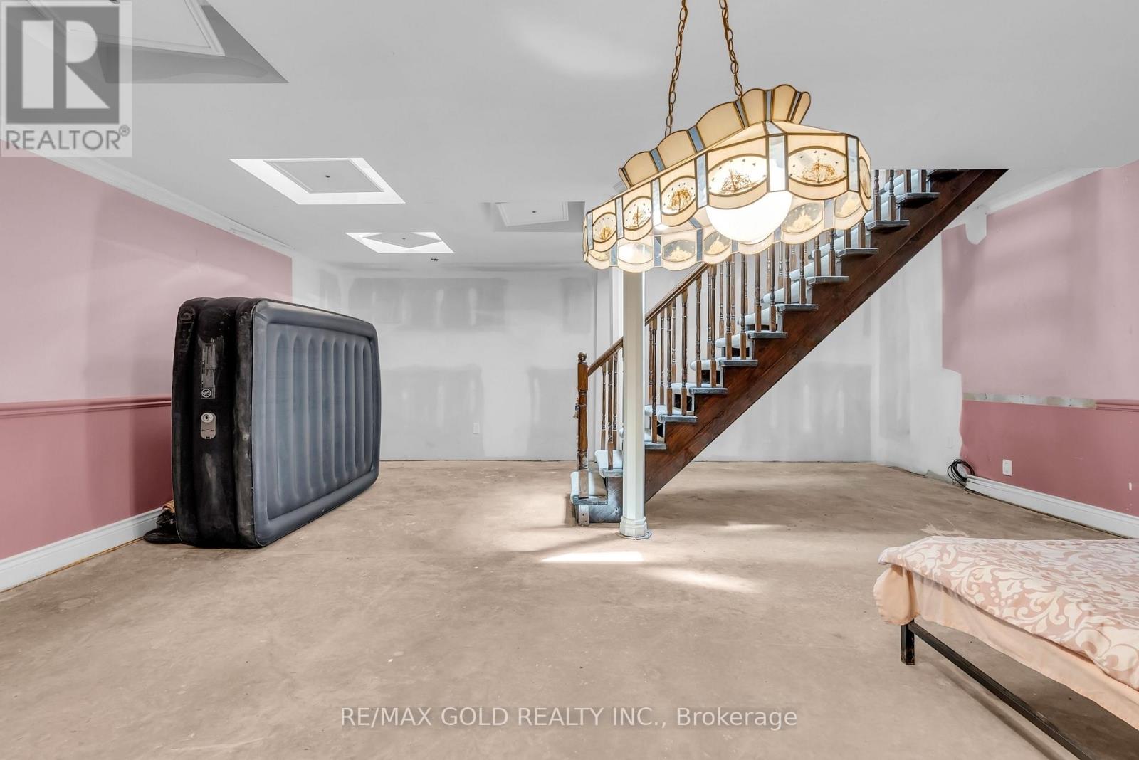 1356 OAK LANE - 42