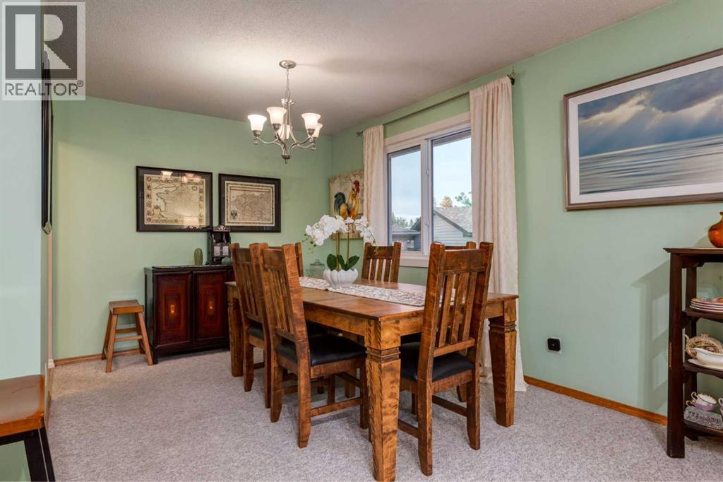 220 Oakridge Place SW — photo 6