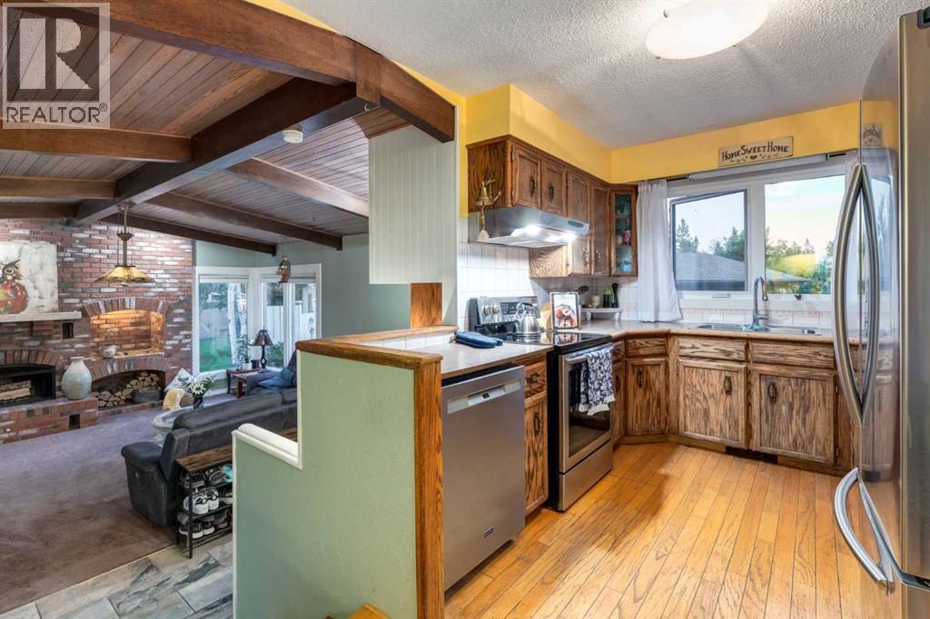220 Oakridge Place SW — photo 8
