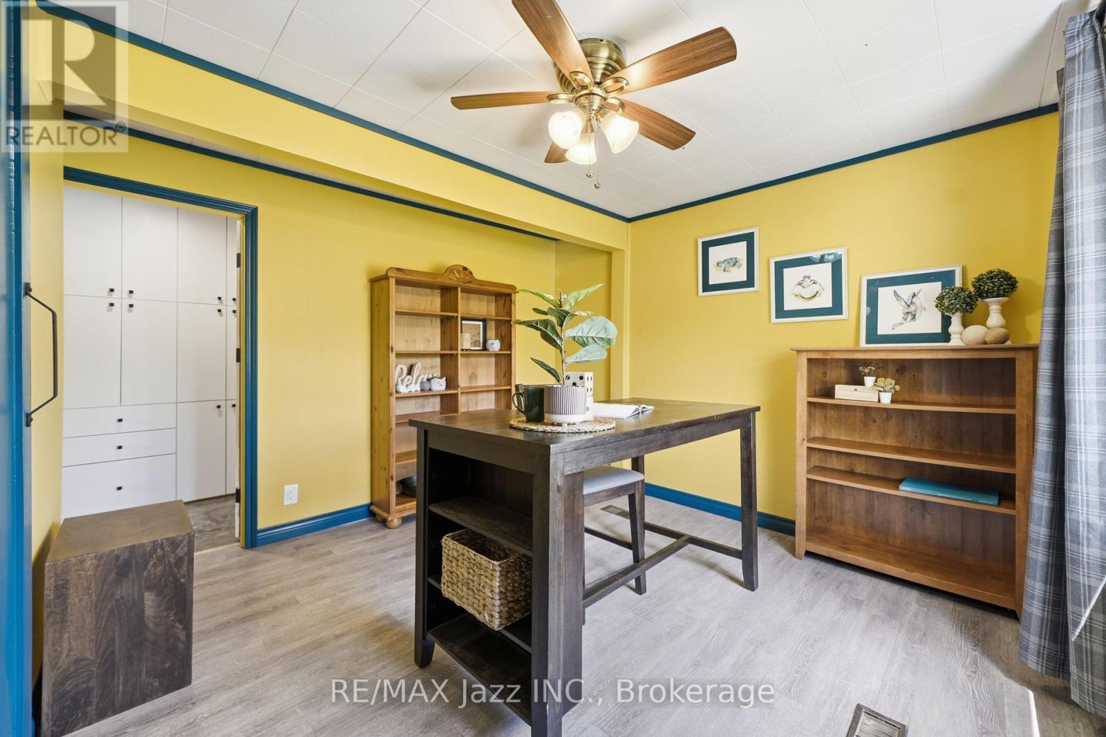 350 SCHRIVER ROAD - 7