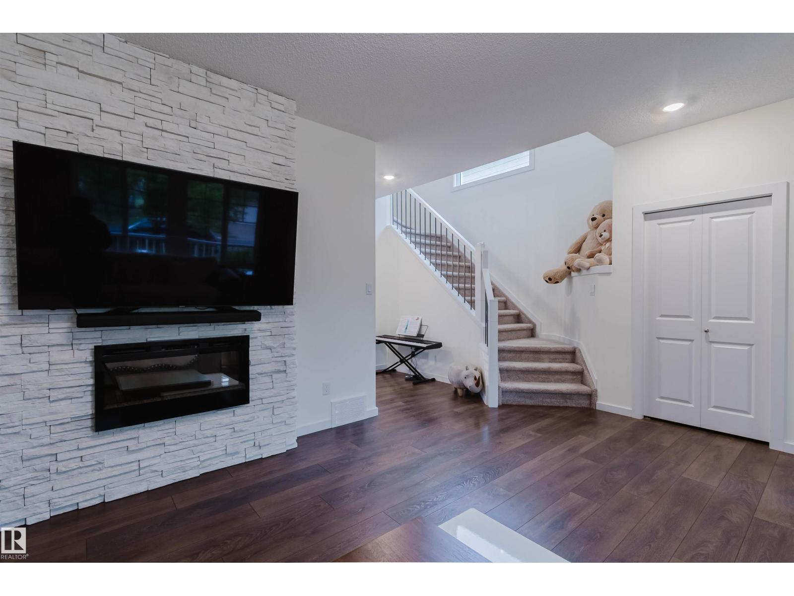 2124 GLENRIDDING WY SW - 8