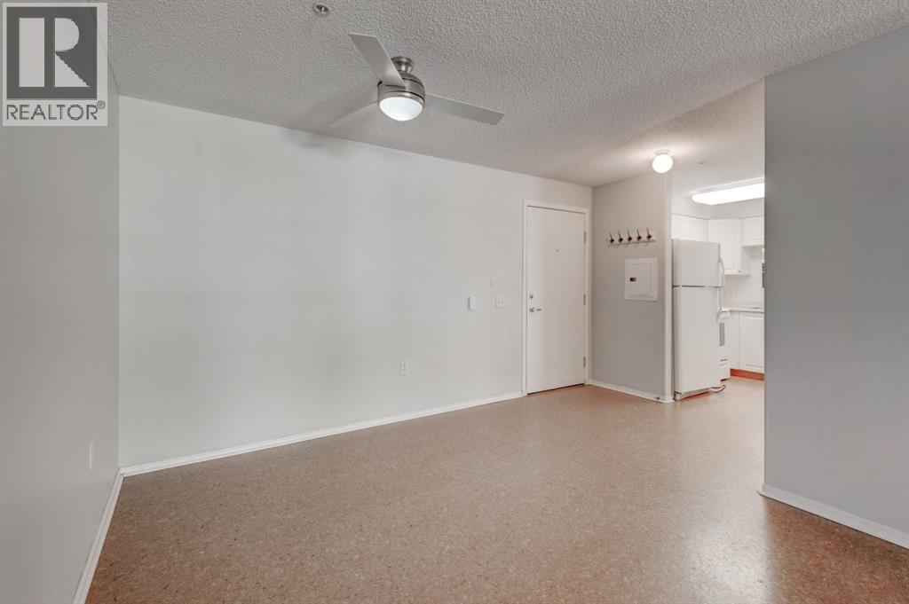 3215, 3000 Millrise Point SW — photo 12