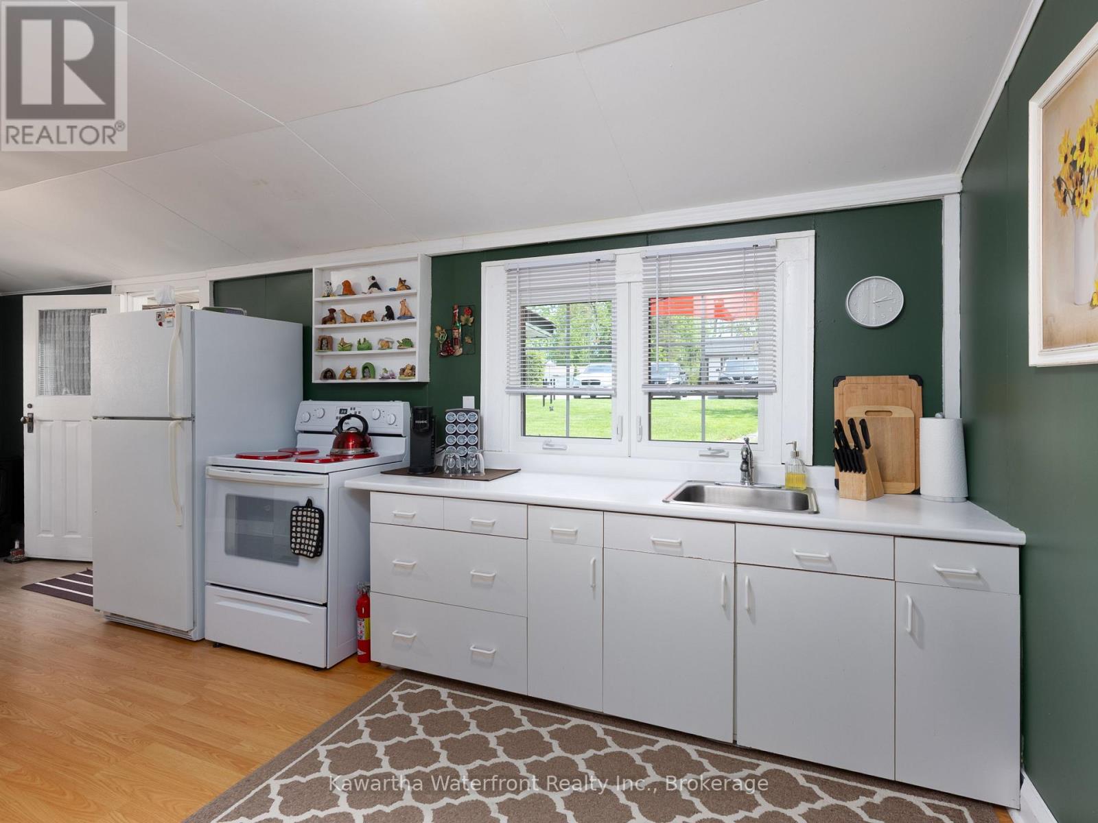 48 LESLIE FROST LANE - 11