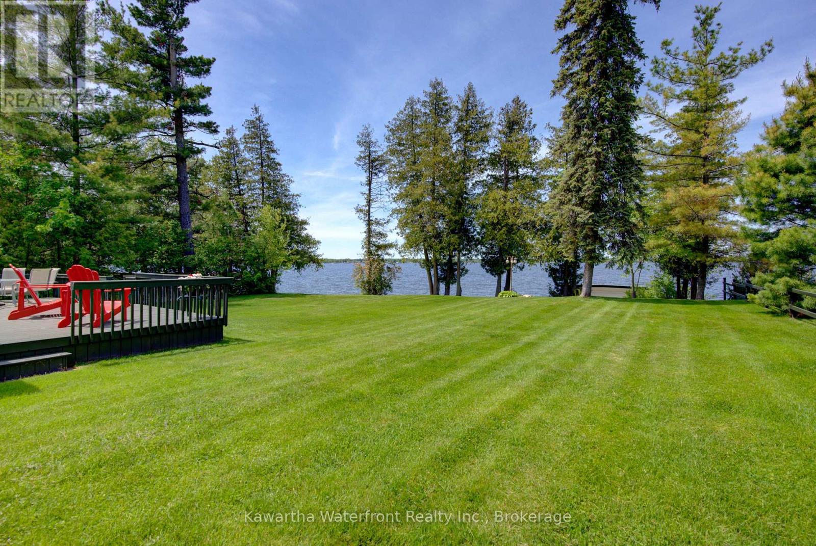 48 LESLIE FROST LANE - 32