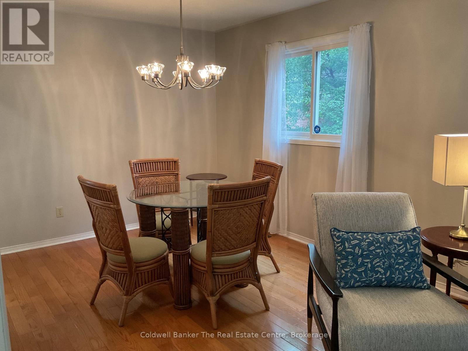 7 BRANDON CRESCENT - 14