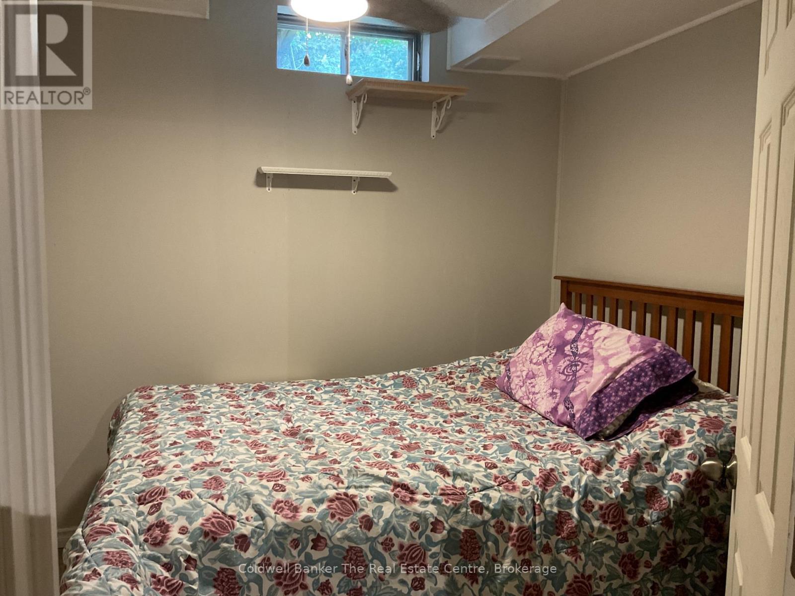 7 BRANDON CRESCENT - 20