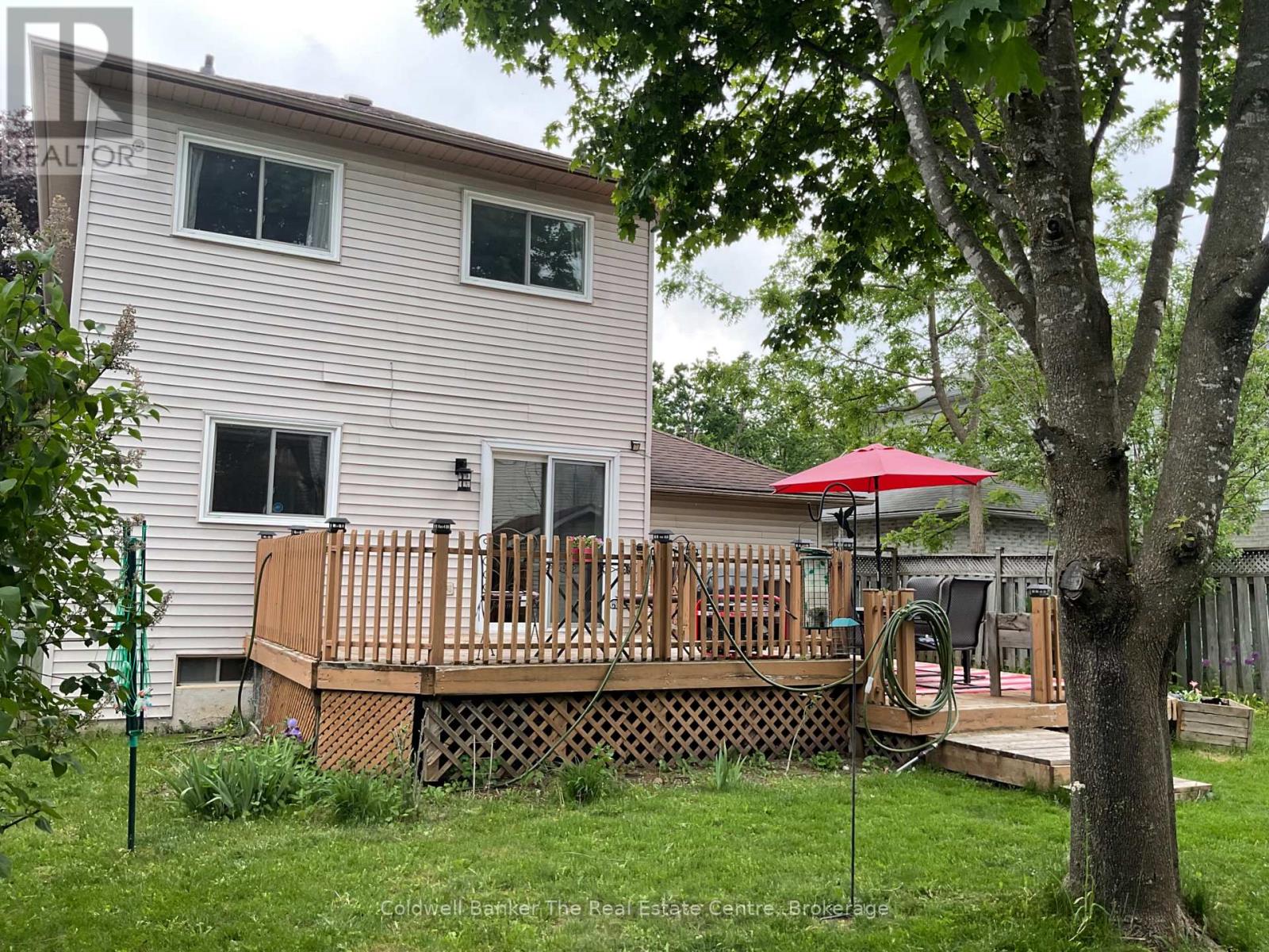 7 BRANDON CRESCENT - 6