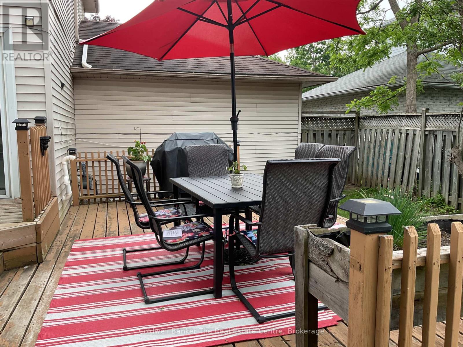 7 BRANDON CRESCENT - 8
