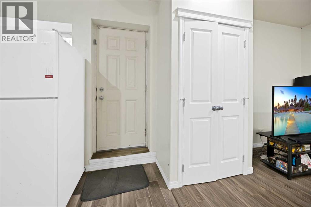 44 Skyview Shores Link NE - 36
