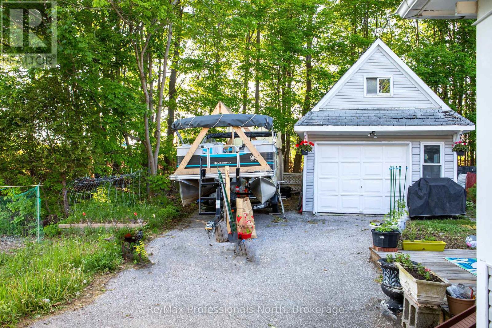 340 JAMES STREET W - 6