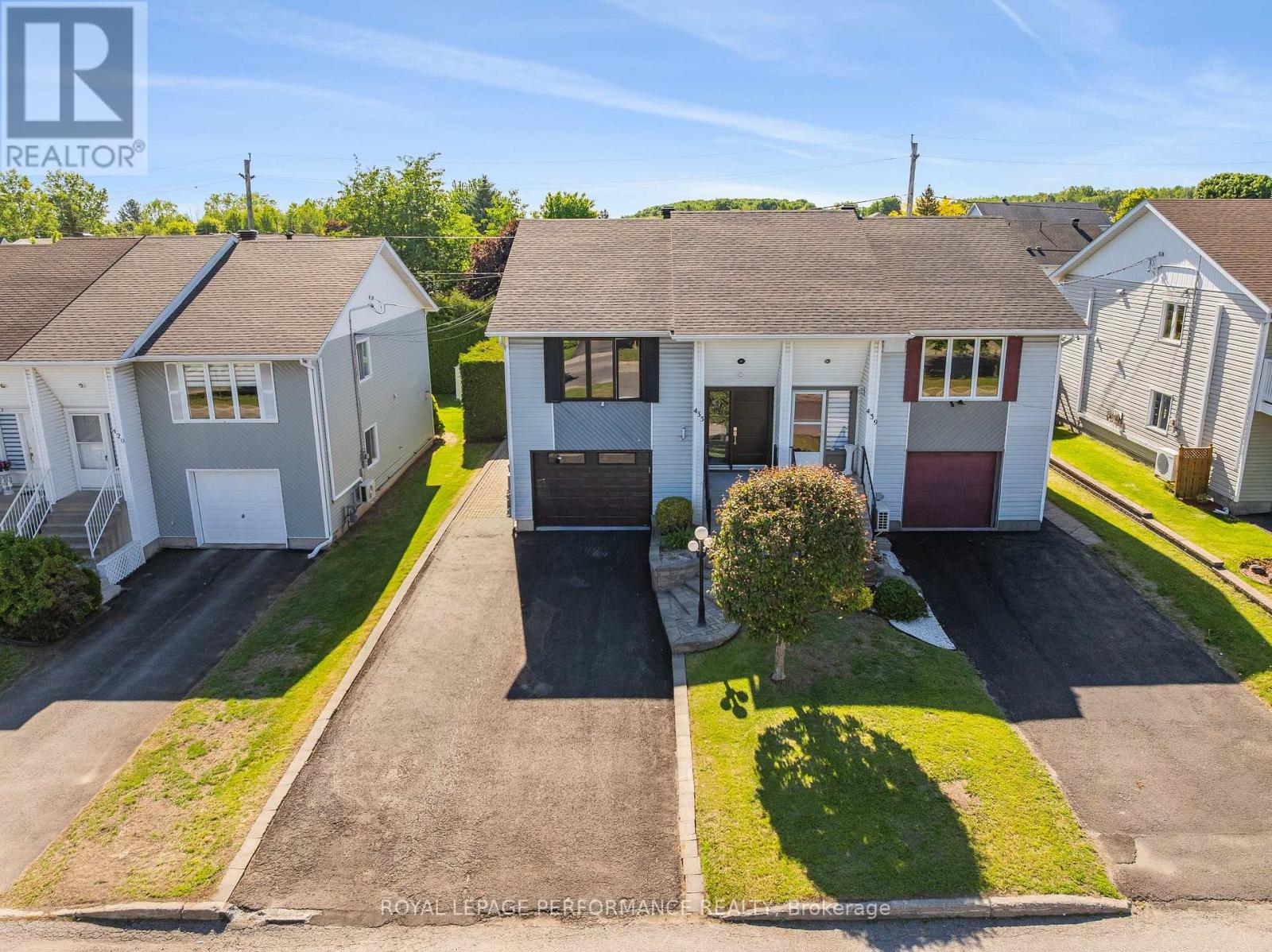 433 TUPPER STREET - 30