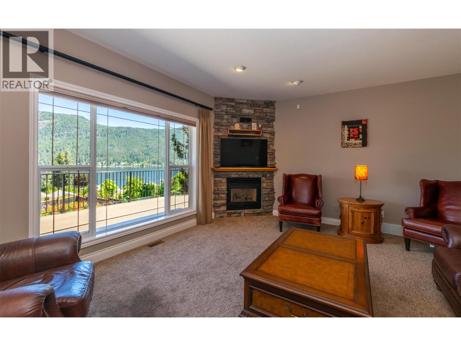 2459 Marine Place - 8