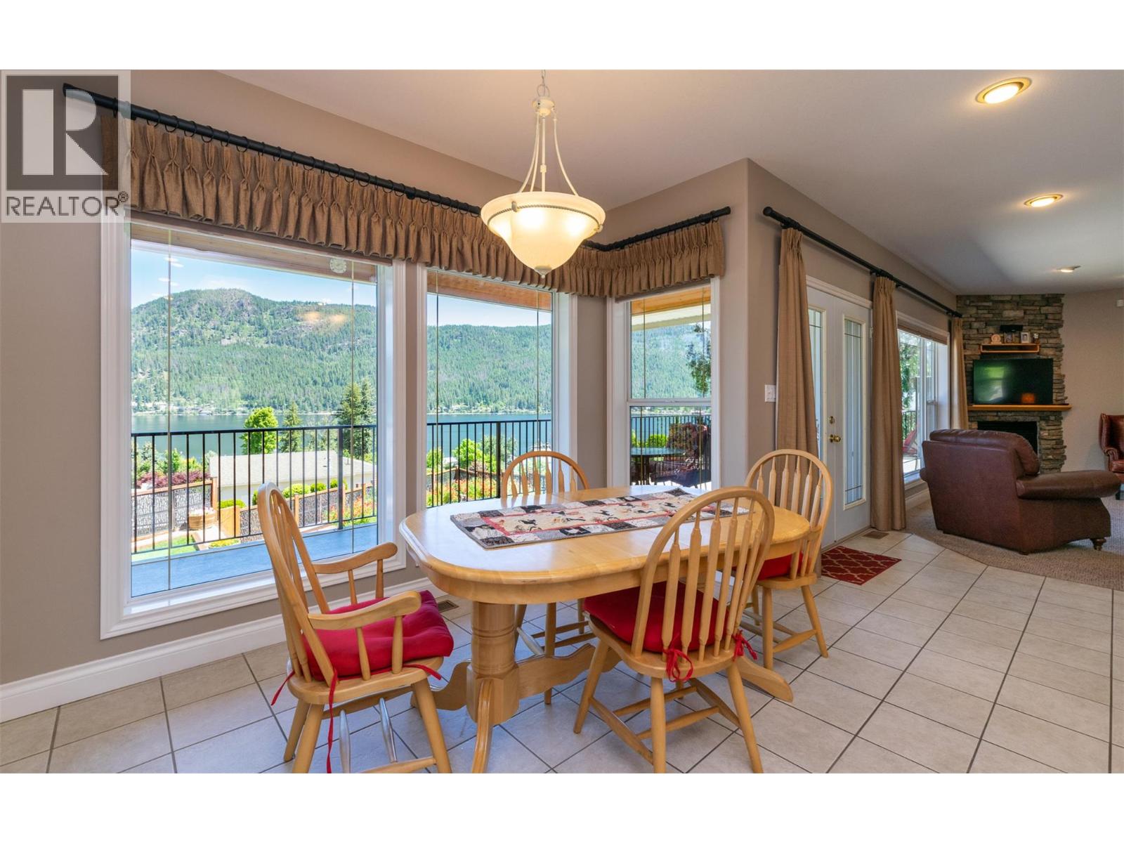 2459 Marine Place - 18
