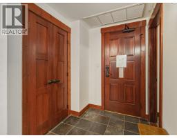 221 2202 Gondola Way, Whistler, BC V8E0M7 Photo 18
