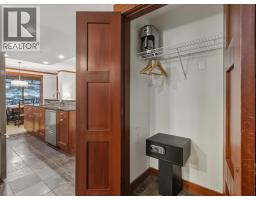 221 2202 Gondola Way, Whistler, BC V8E0M7 Photo 19