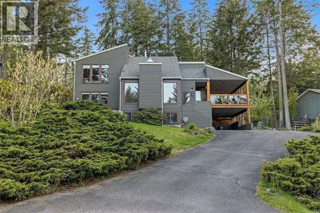 945 LLOYD JONES Drive - 4