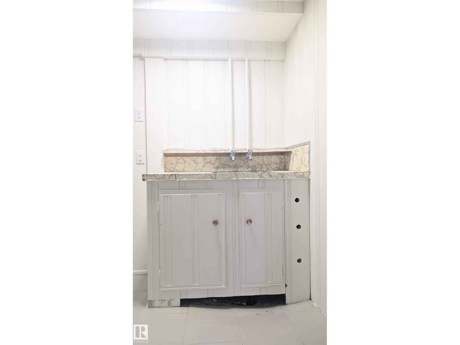 7611 112S AV NW — photo 28