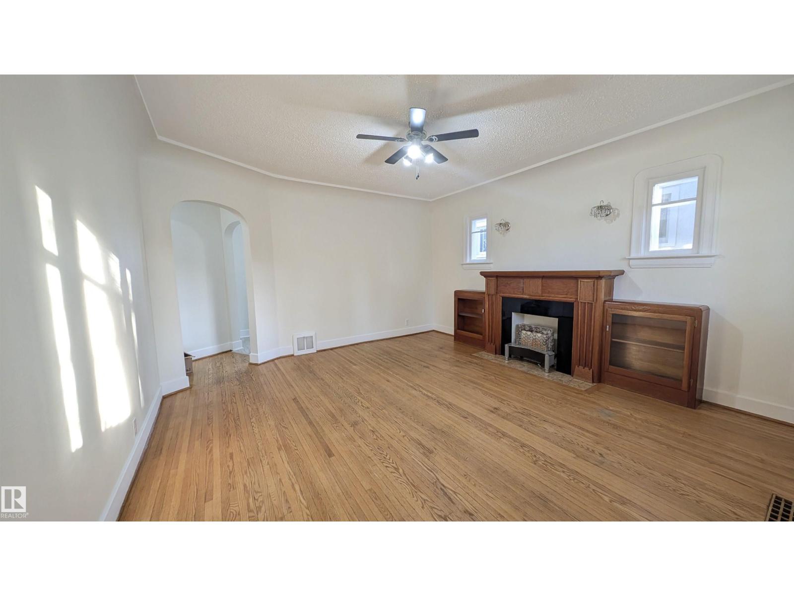 7611 112S AV NW - photo 5
