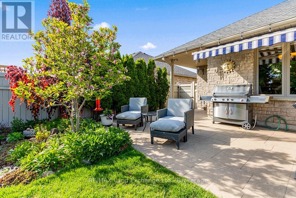 478 BLUEWATER DRIVE - 33