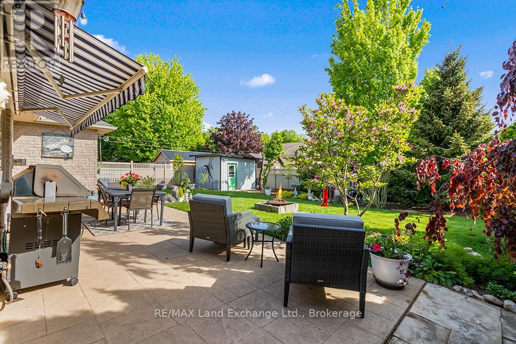 478 BLUEWATER DRIVE - 34