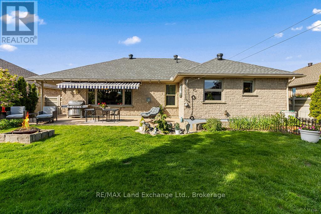 478 BLUEWATER DRIVE - 37
