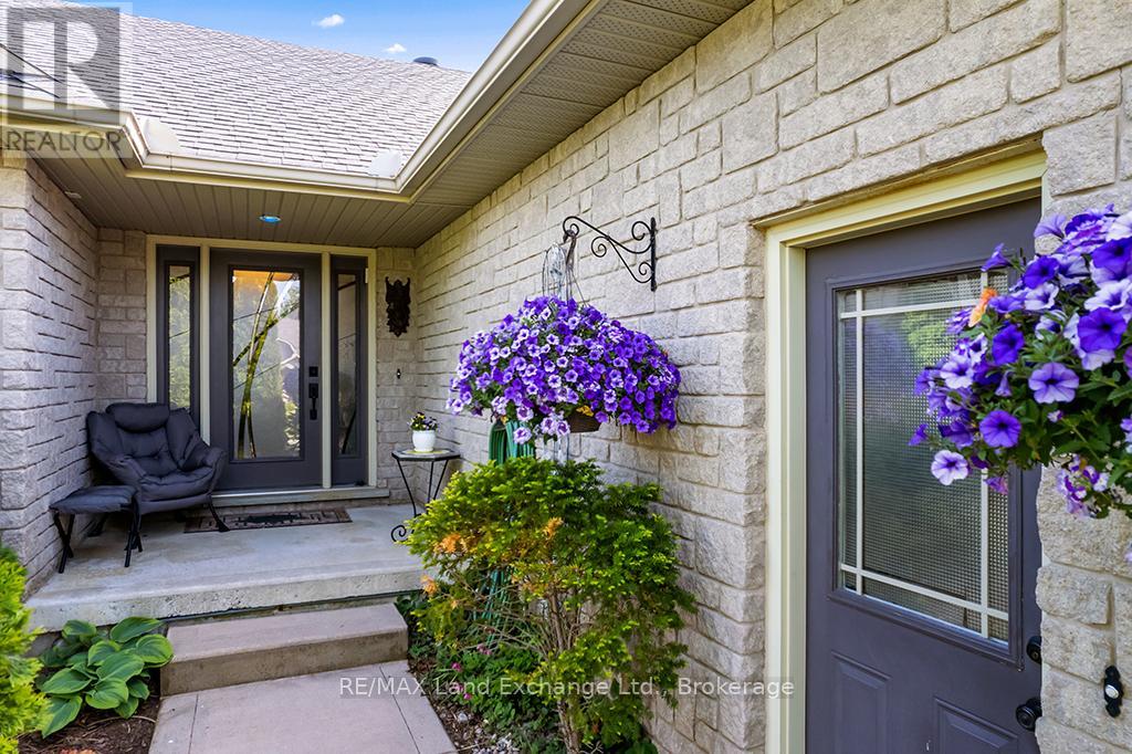 478 BLUEWATER DRIVE - 44