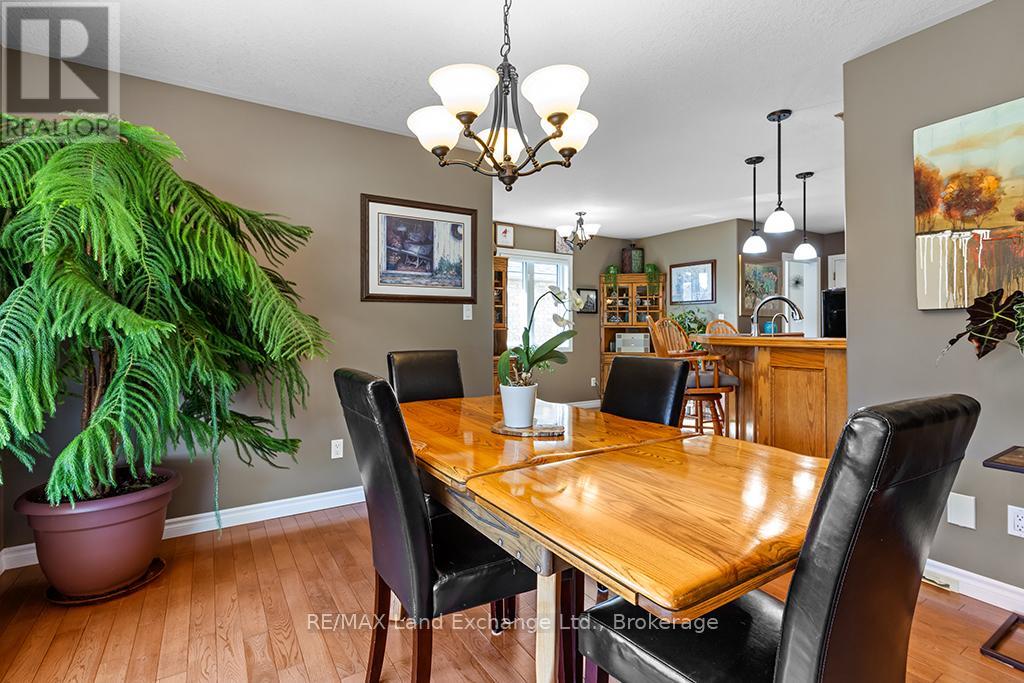 478 BLUEWATER DRIVE - 9