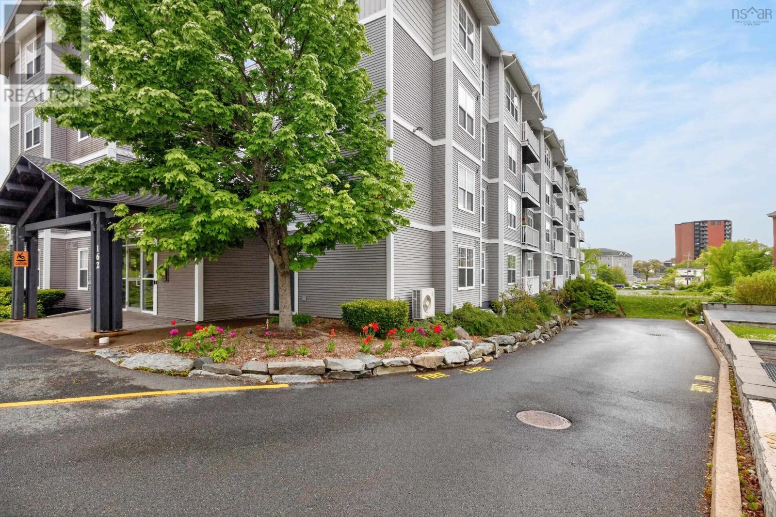 #105 -162 Ochterloney Street - 37