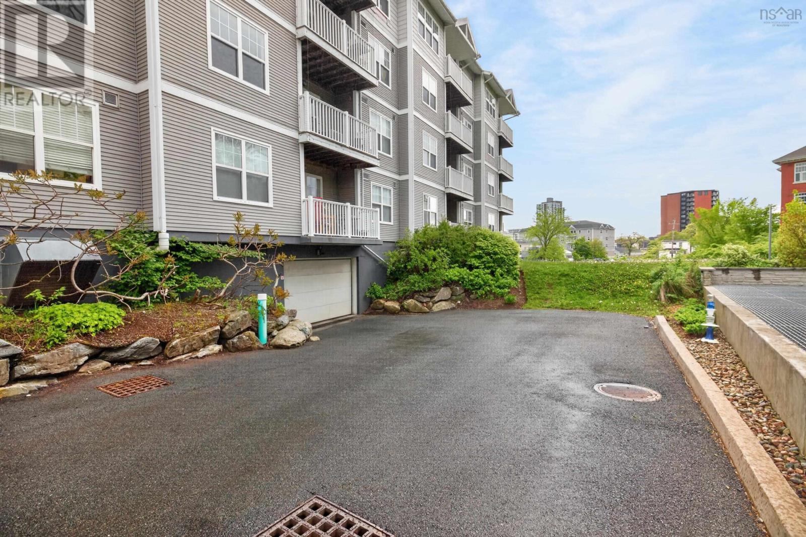 #105 -162 Ochterloney Street - 38
